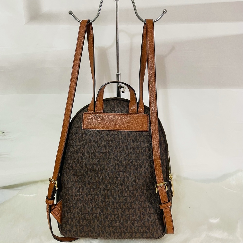 Michael Kors Erin Medium Vanilla Multi Backpack - Picture 12 of 15